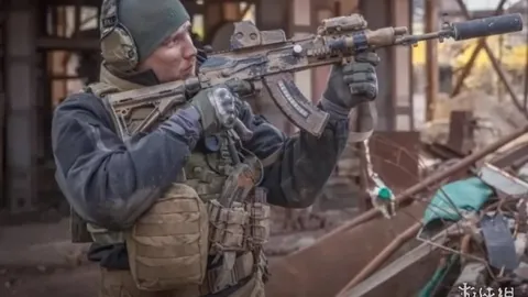 【双色球25145期】独家精准预测：双色球12红2蓝，喜提大奖，财富翻倍！